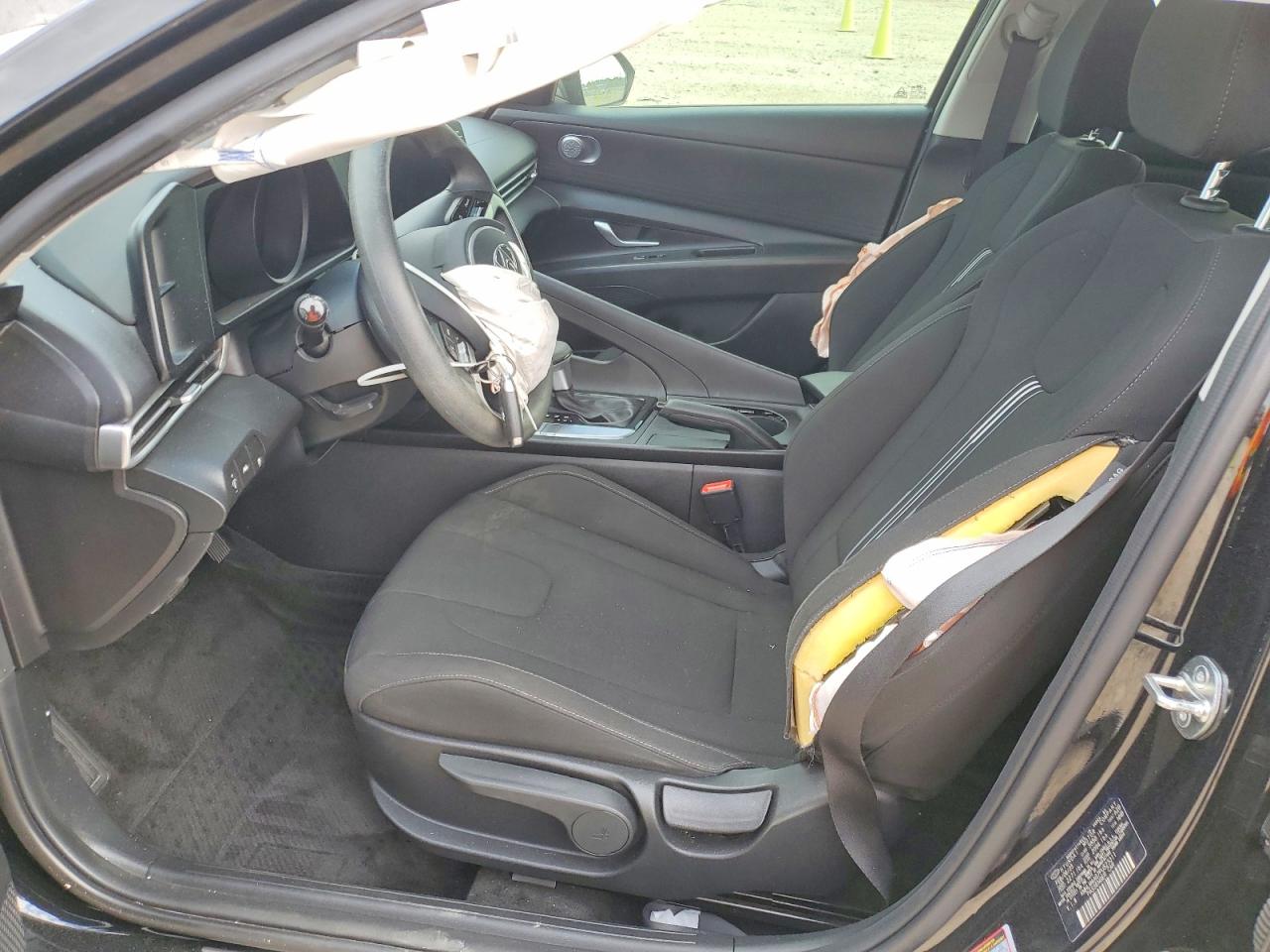 2023 HYUNDAI ELANTRA SEL photo 19