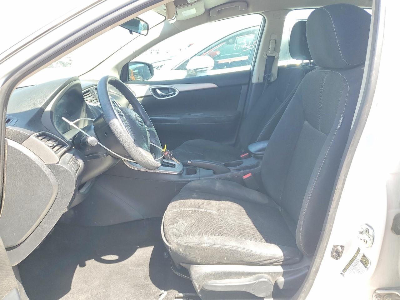 2015 NISSAN SENTRA S photo 19