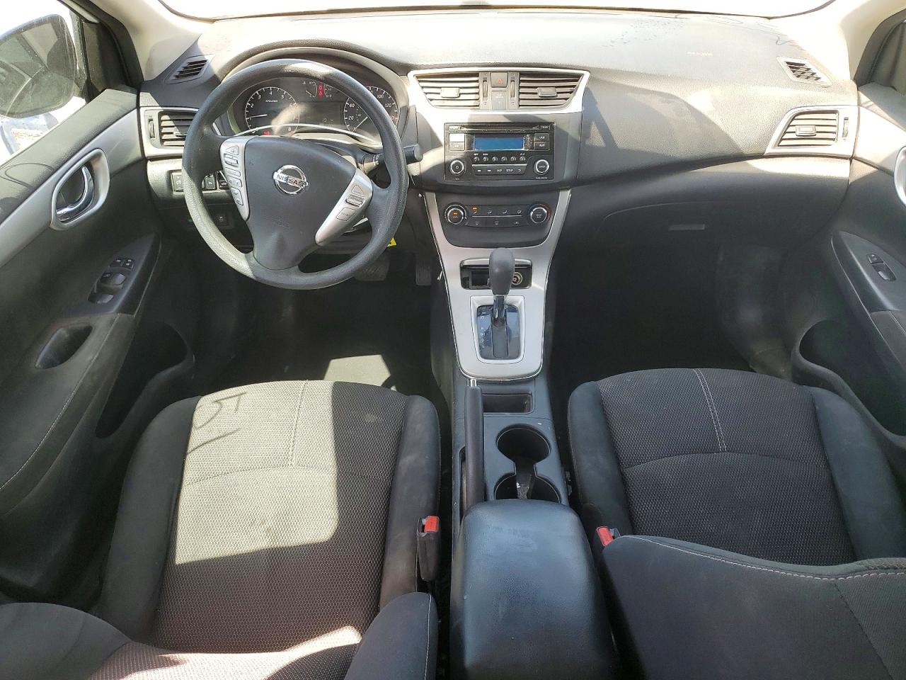 2015 NISSAN SENTRA S photo 22