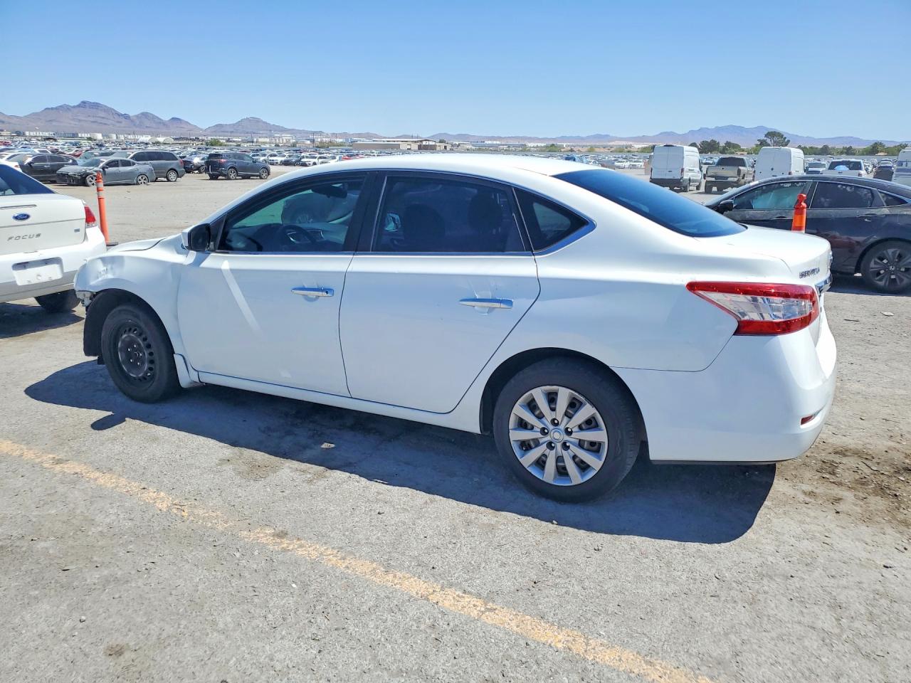 2015 NISSAN SENTRA S photo 4