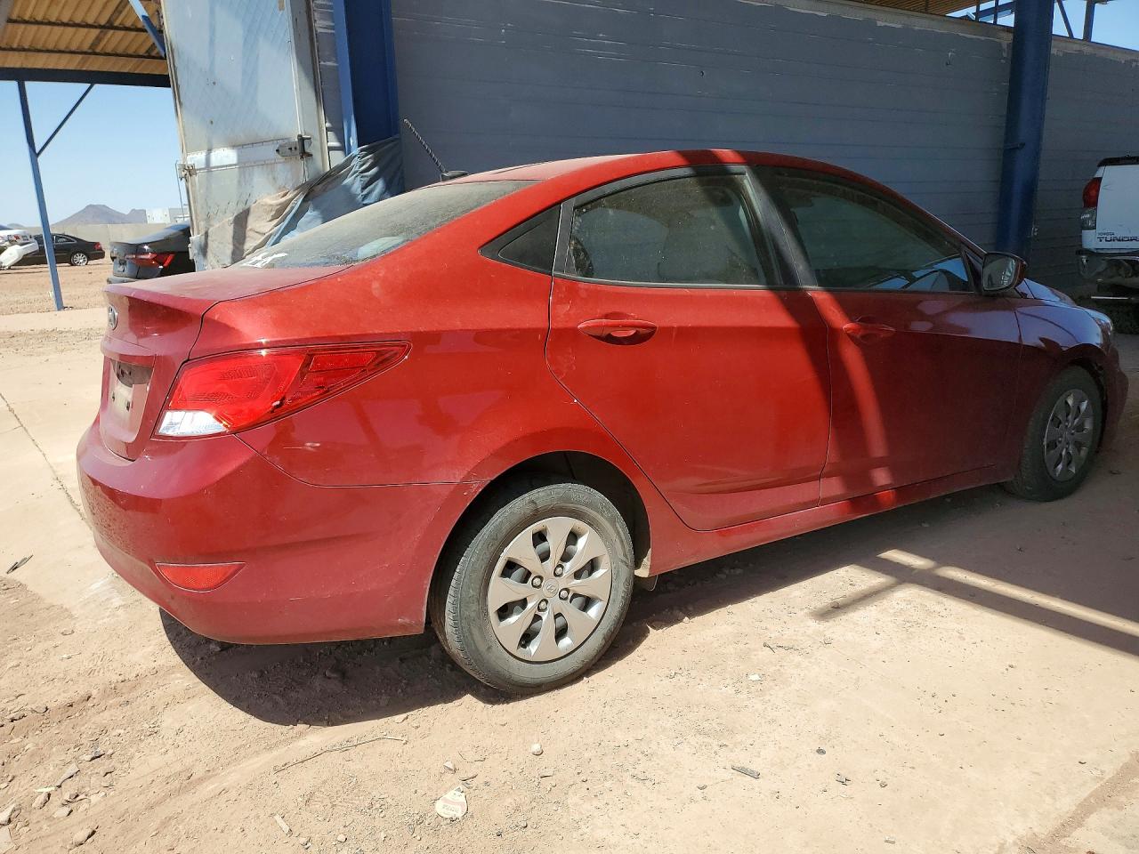 2017 HYUNDAI ACCENT SE photo 5