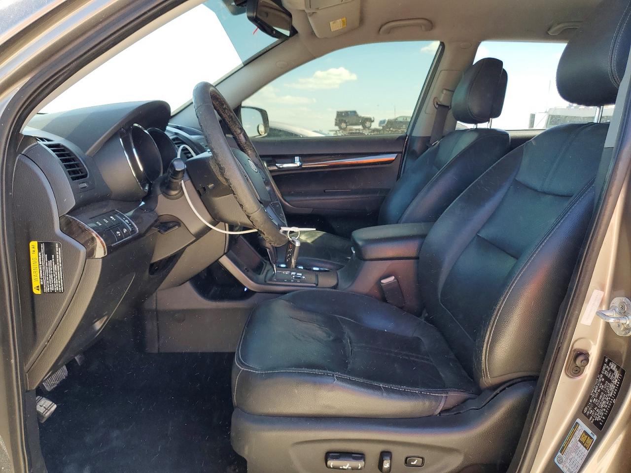 2011 KIA SORENTO EX photo 19