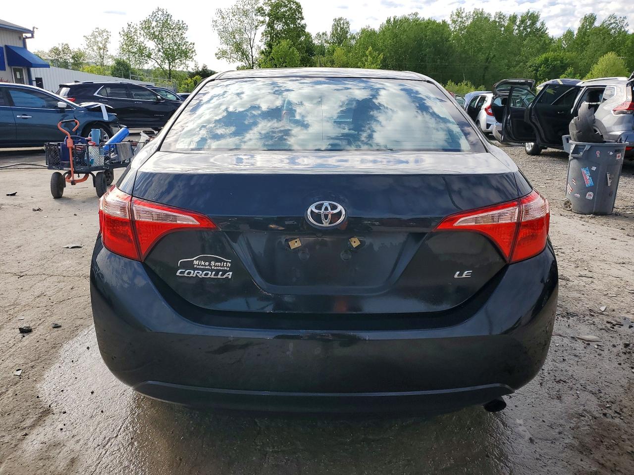 2017 TOYOTA COROLLA LE photo 16