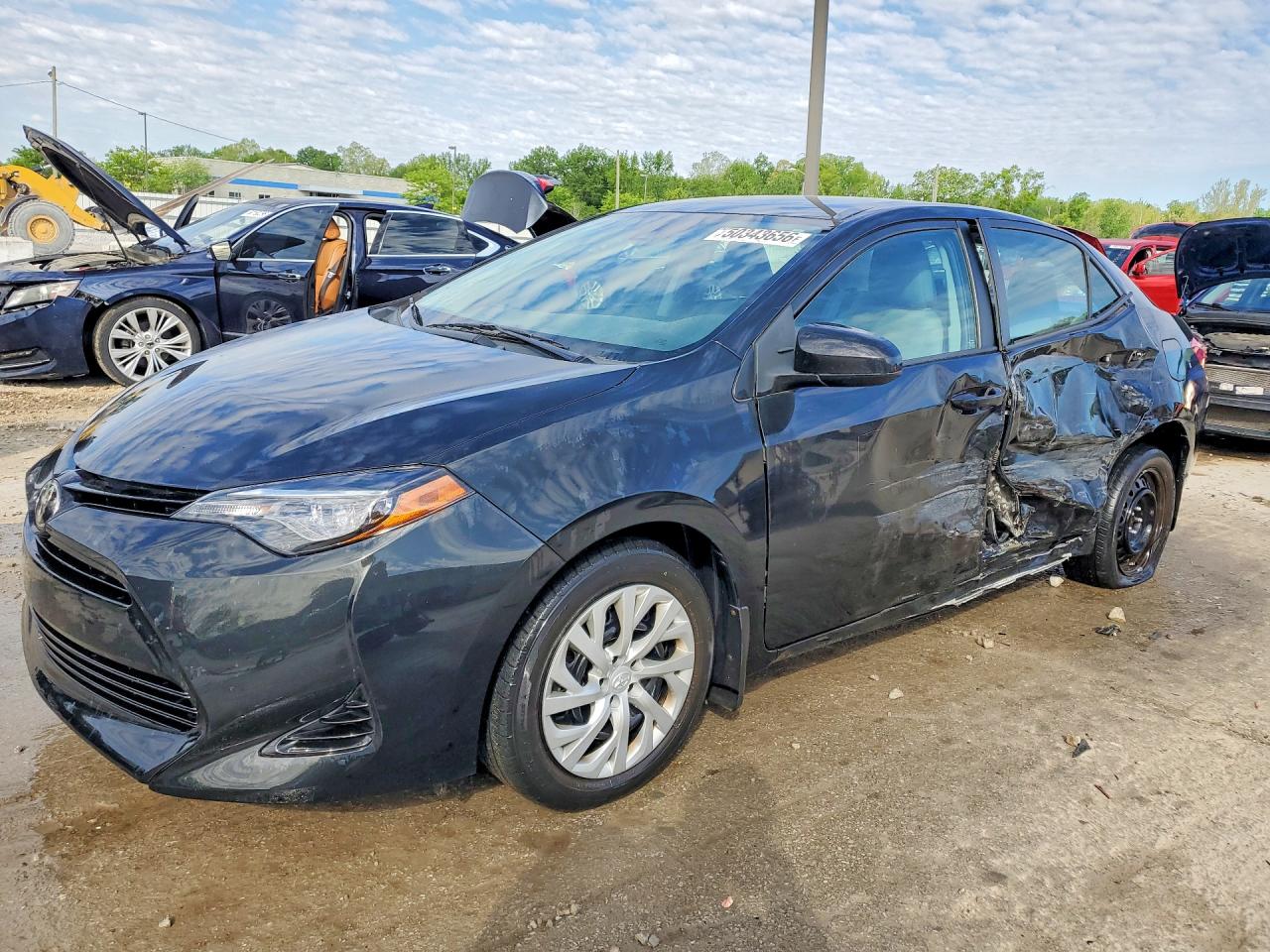2017 TOYOTA COROLLA