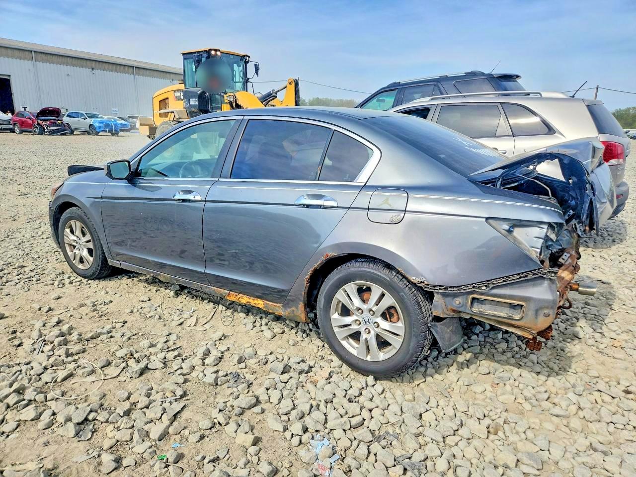 2010 HONDA ACCORD LXP photo 4
