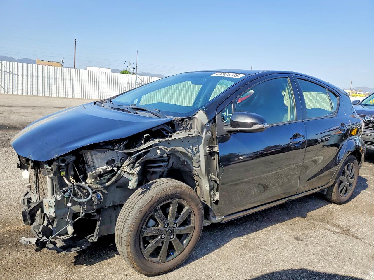 2016 TOYOTA PRIUS C
