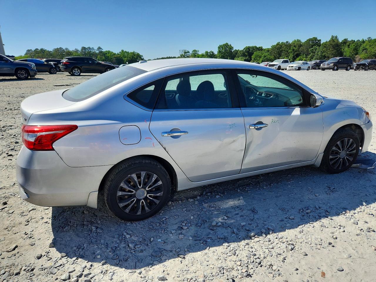 2017 NISSAN SENTRA SV photo 3