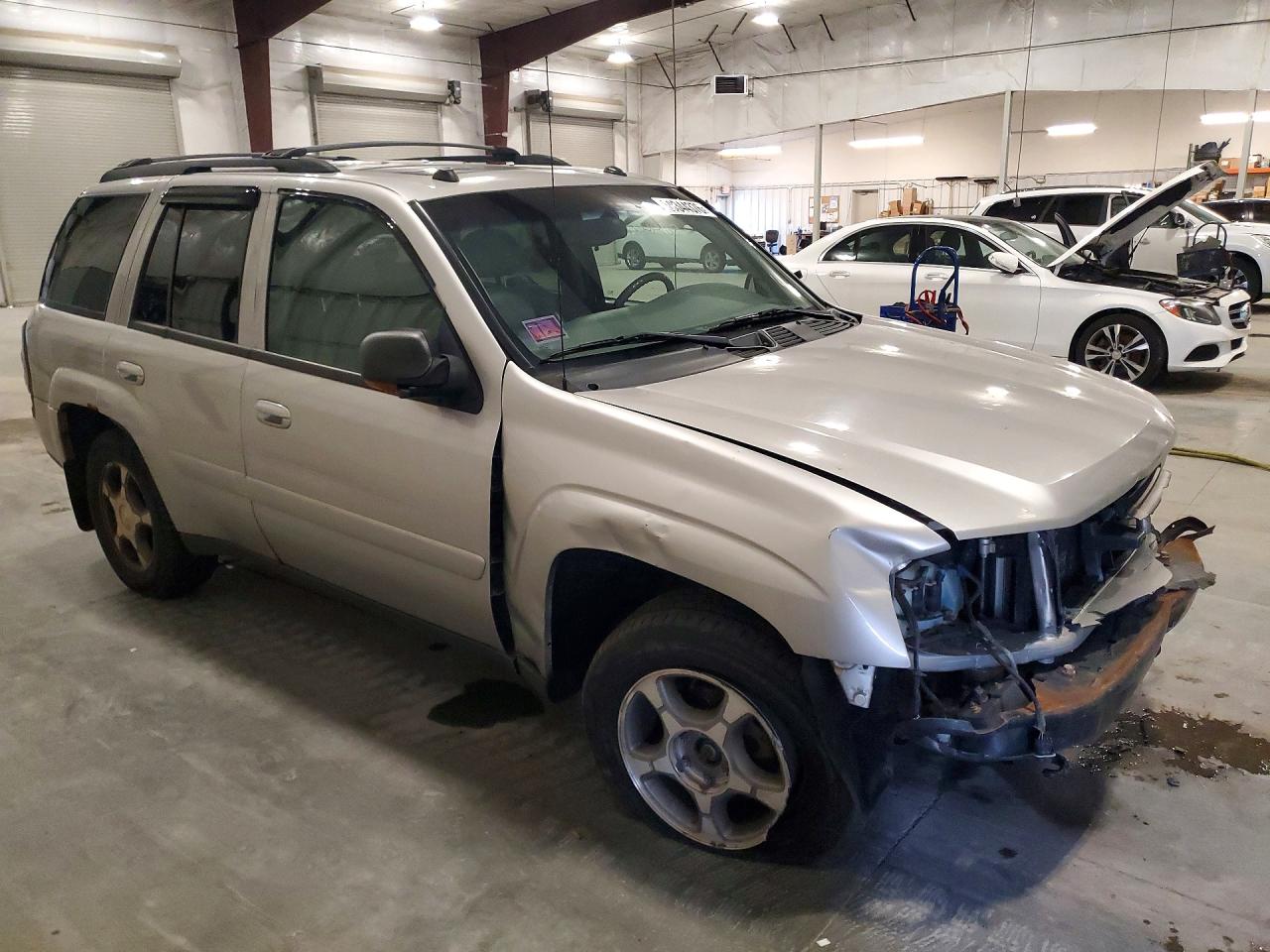 2005 CHEVROLET TRAILBLAZER LS photo 10