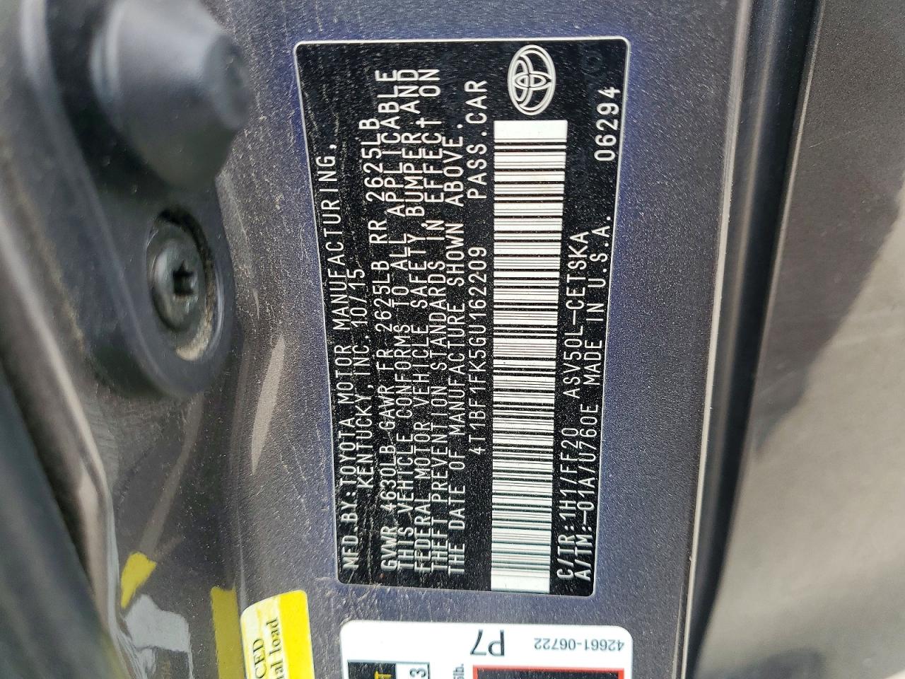 2016 TOYOTA CAMRY SE photo 25