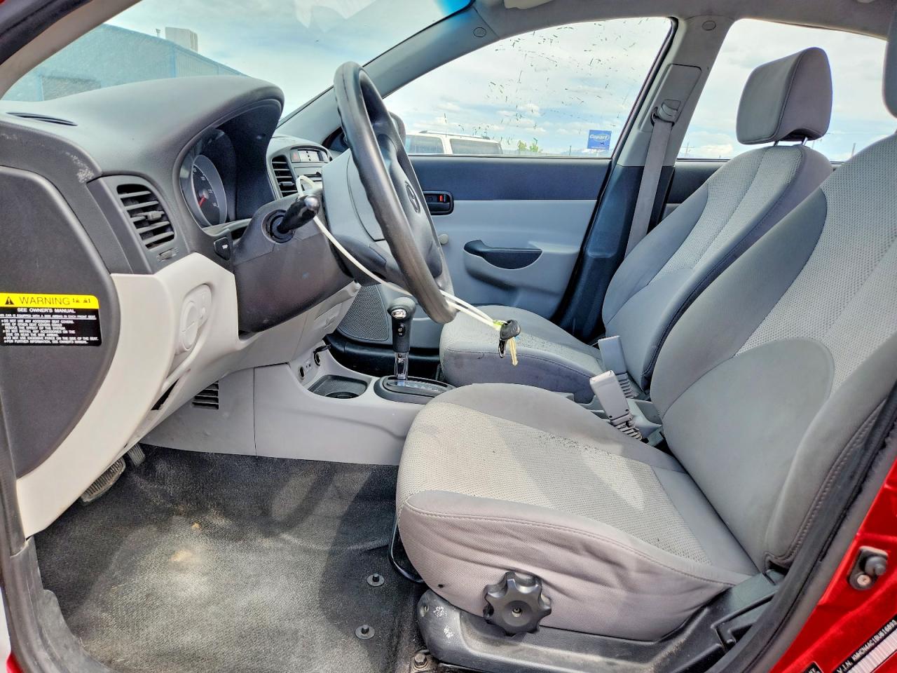 2011 HYUNDAI ACCENT GLS photo 13