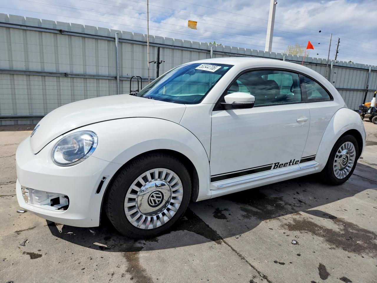 2014 VOLKSWAGEN BEETLE