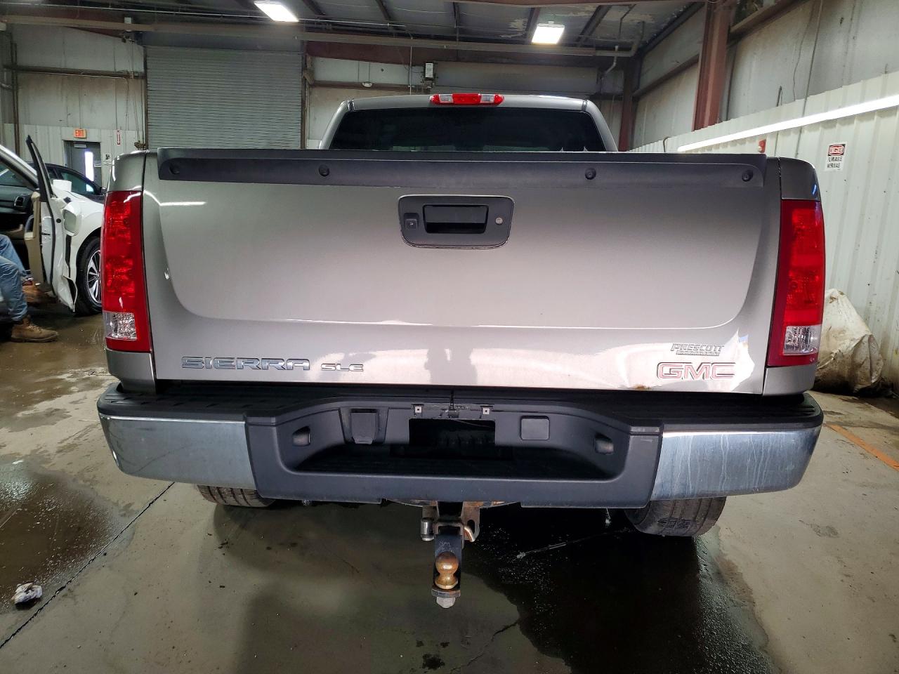 2012 GMC SIERRA K1500 SLE photo 16