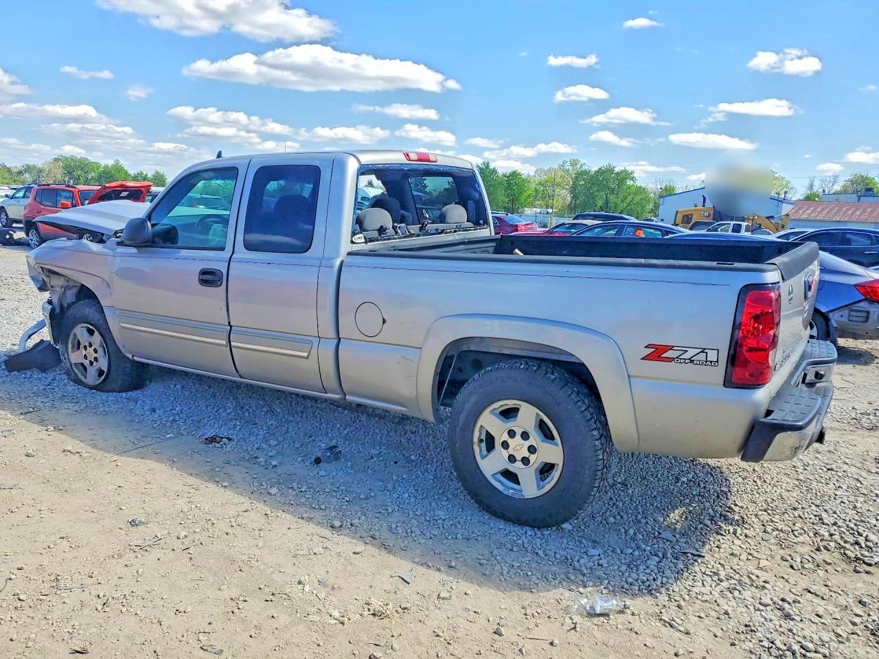 2006 CHEVROLET SILVERADO K1500 photo 3