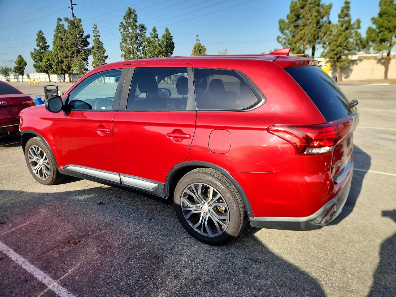 2017 MITSUBISHI OUTLANDER ES photo 3