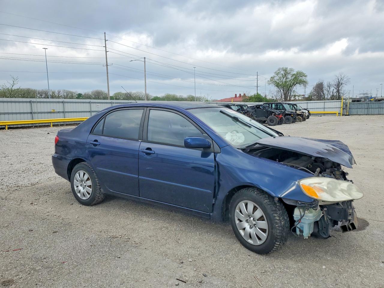 2004 TOYOTA COROLLA LE photo 10