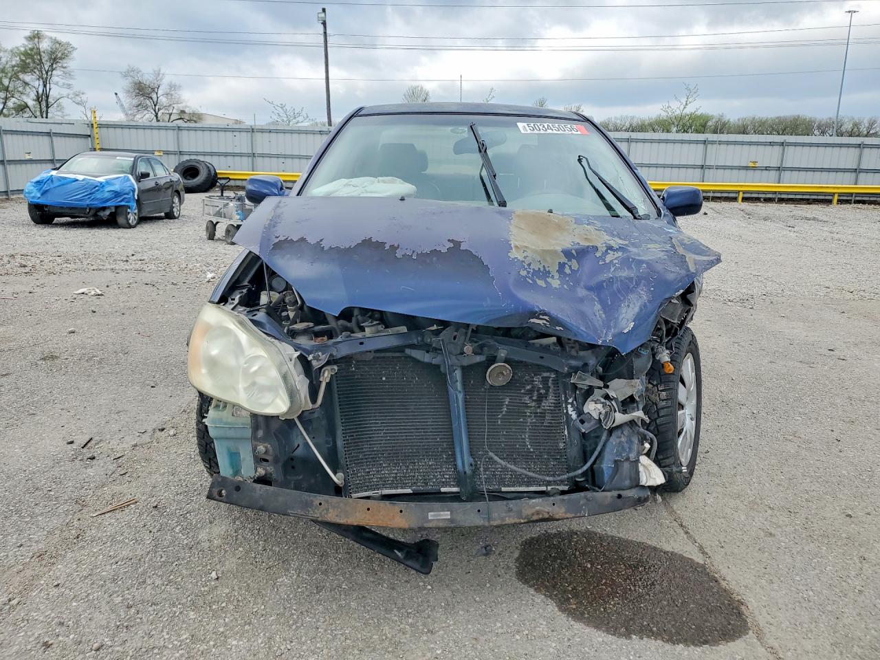 2004 TOYOTA COROLLA LE photo 13