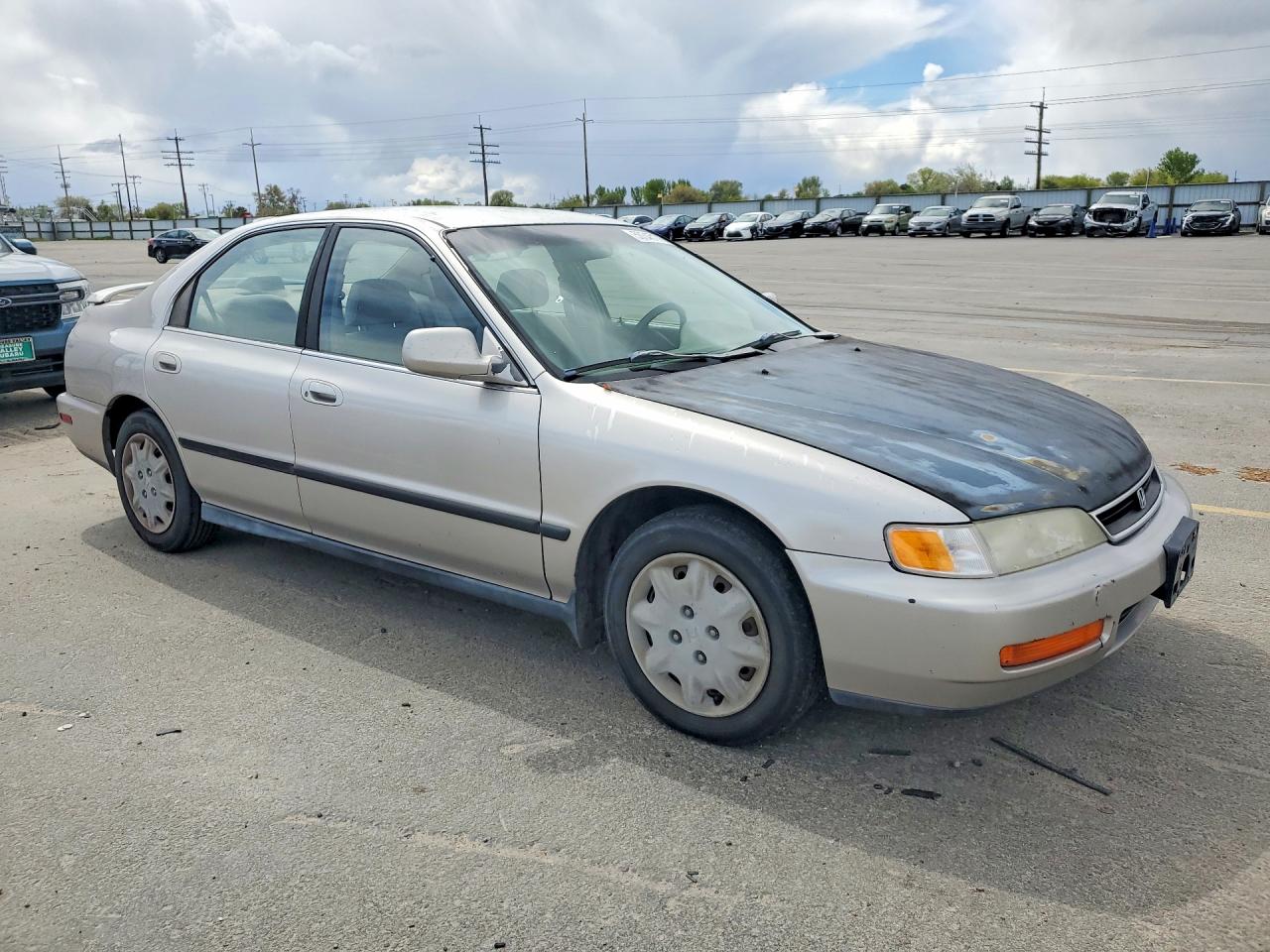 1997 HONDA ACCORD LX photo 10