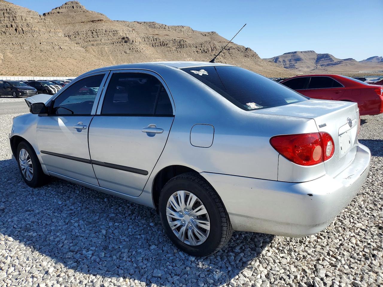2007 TOYOTA COROLLA photo 2