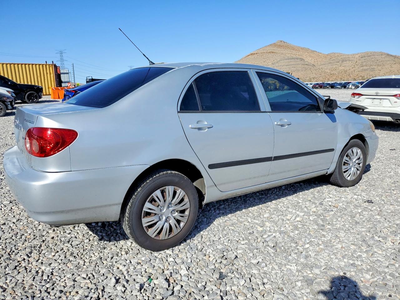 2007 TOYOTA COROLLA photo 3