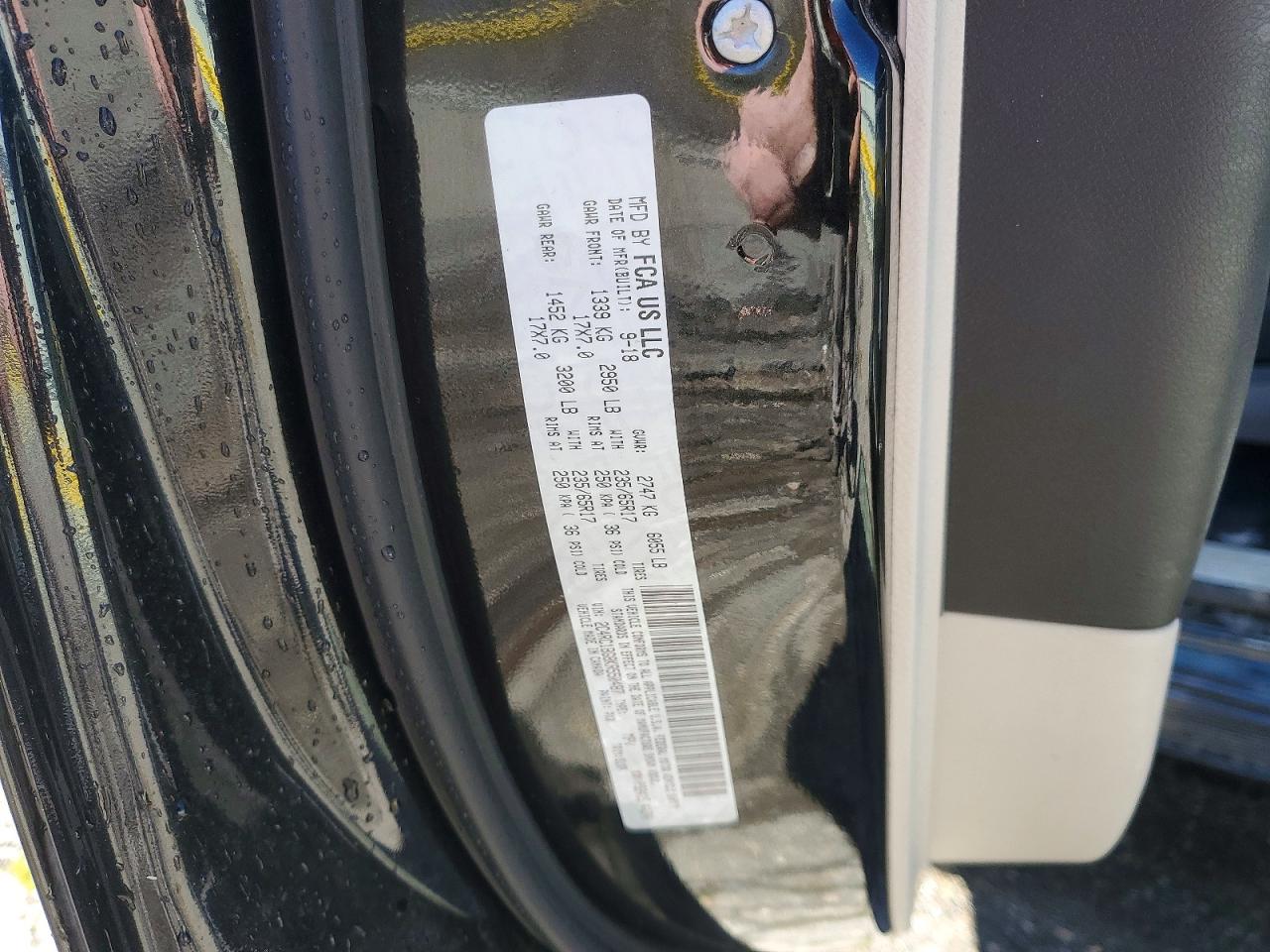 2019 CHRYSLER PACIFICA TOURING L photo 25