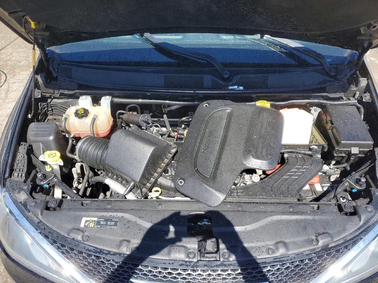 2019 CHRYSLER PACIFICA TOURING L photo 23