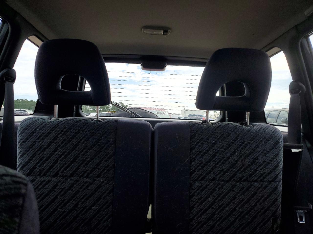2000 TOYOTA RAV4 BASE photo 28