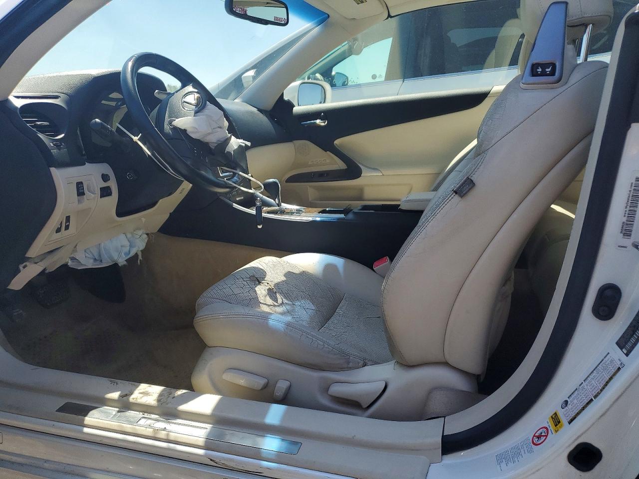 2010 LEXUS IS 250 photo 7
