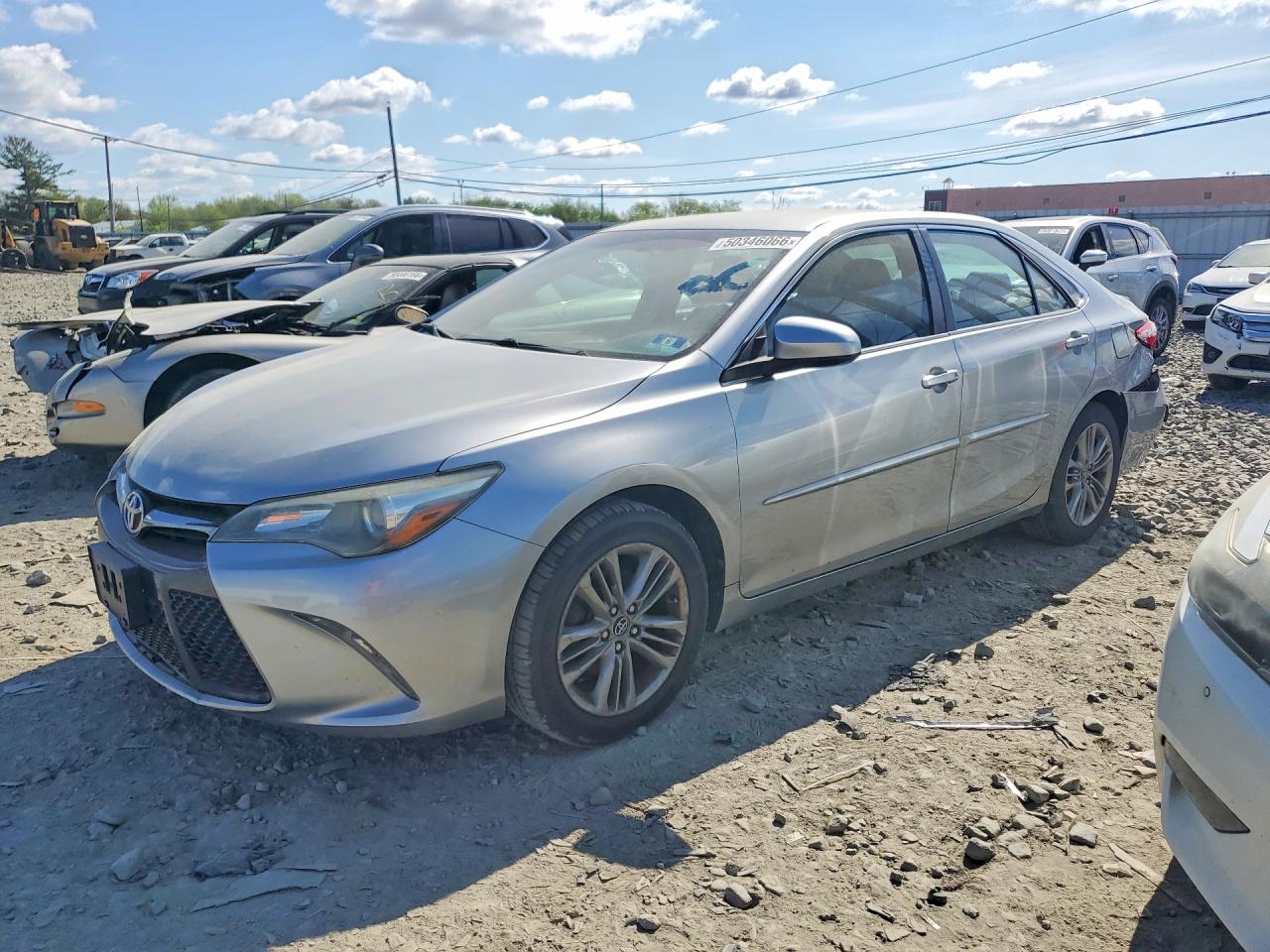 2016 TOYOTA CAMRY