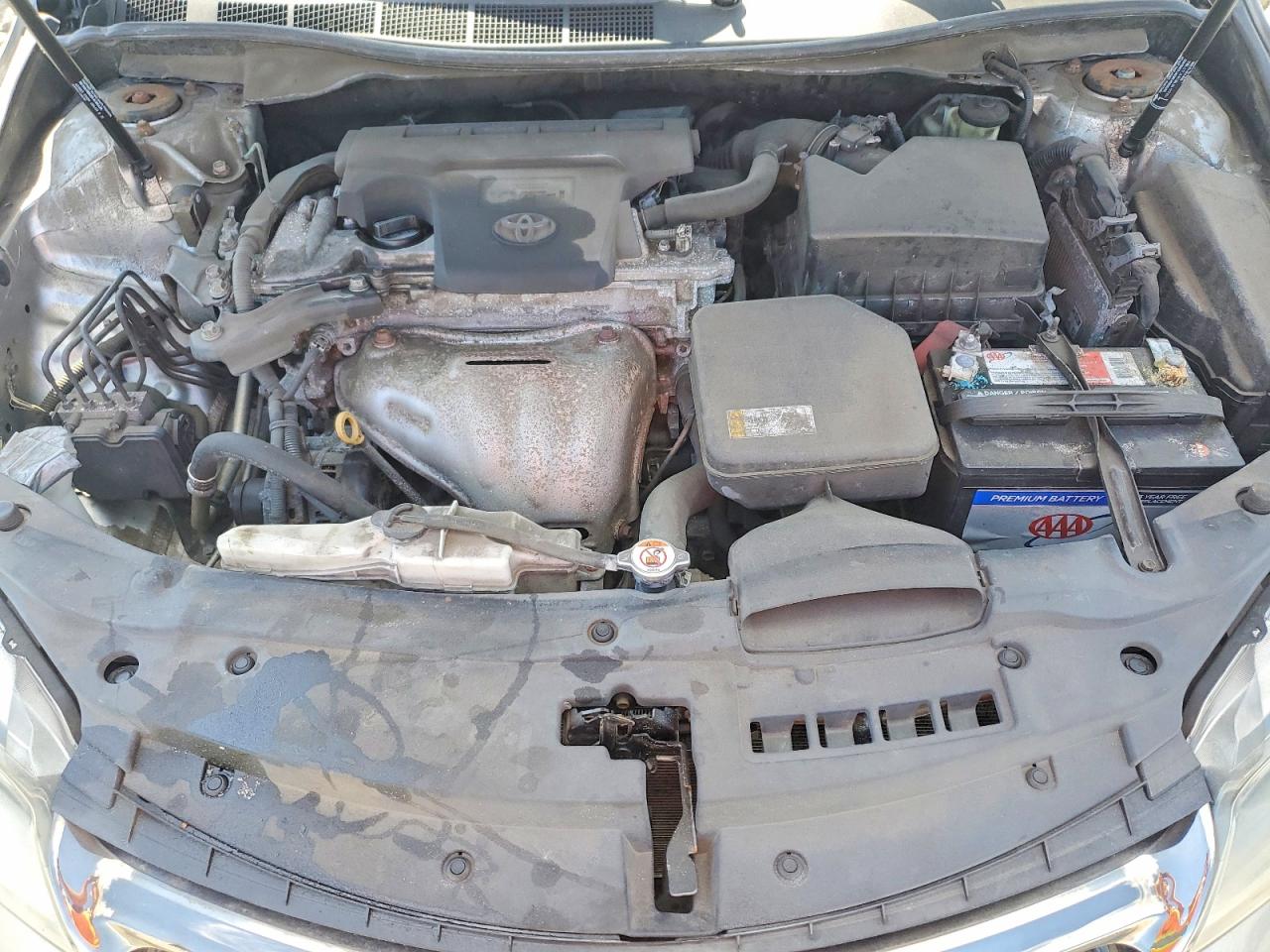 2016 TOYOTA CAMRY SE photo 21