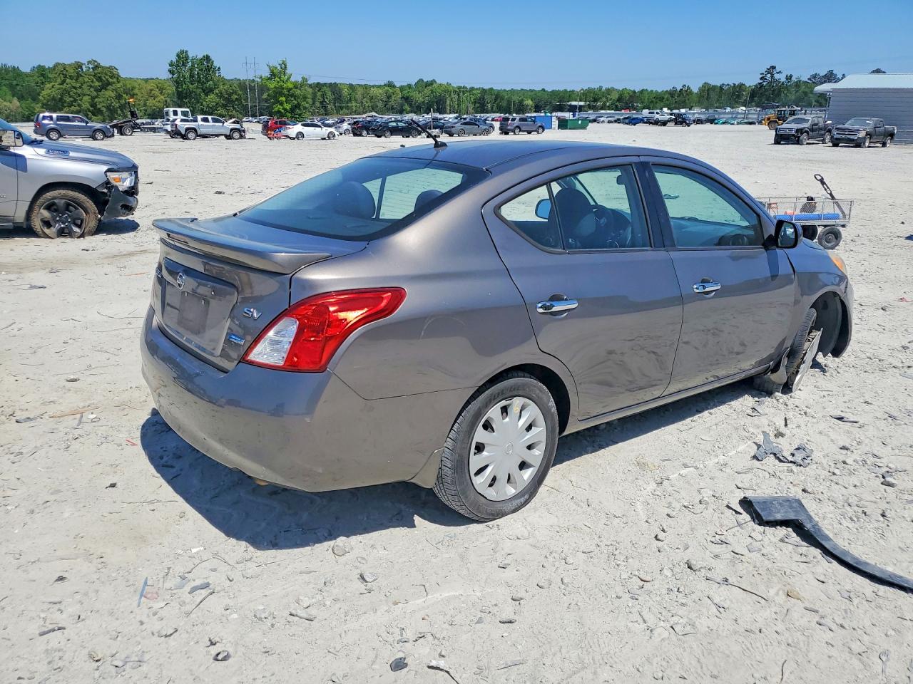 2014 NISSAN VERSA 1.6 S photo 5