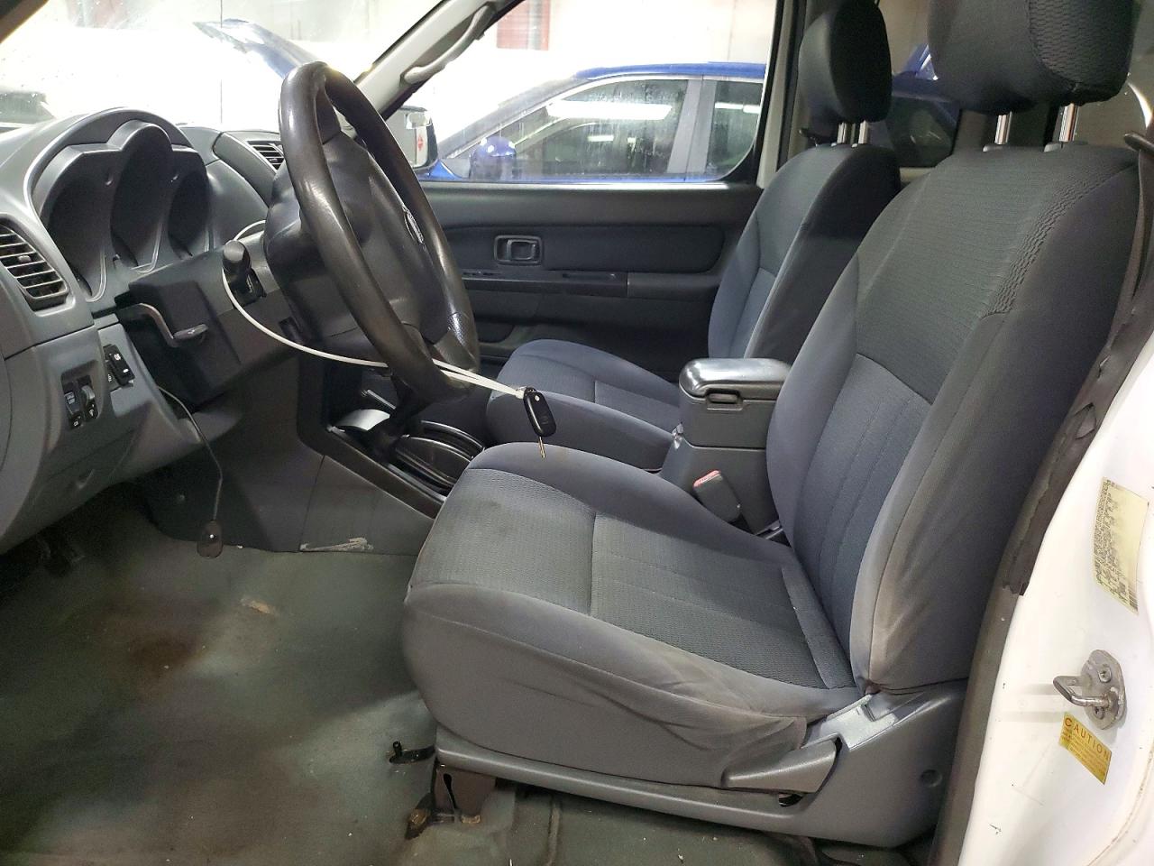 2004 NISSAN FRONTIER KING CAB XE V6 photo 13