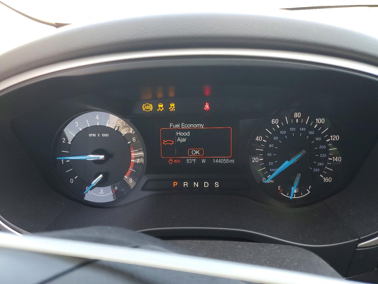 2014 FORD FUSION SE photo 17