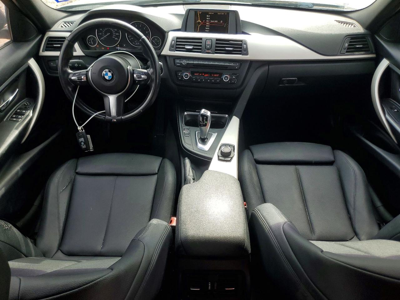 2014 BMW 320 photo 15