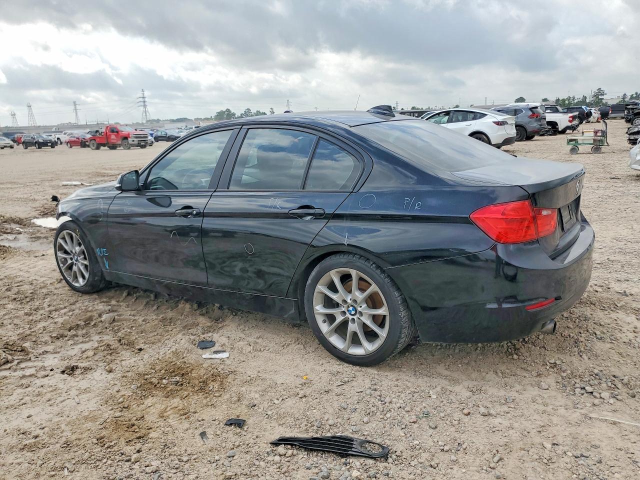 2014 BMW 320 photo 3