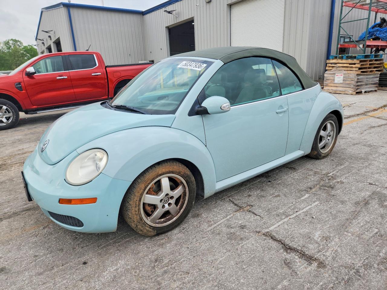 2006 VOLKSWAGEN NEW BEETLE