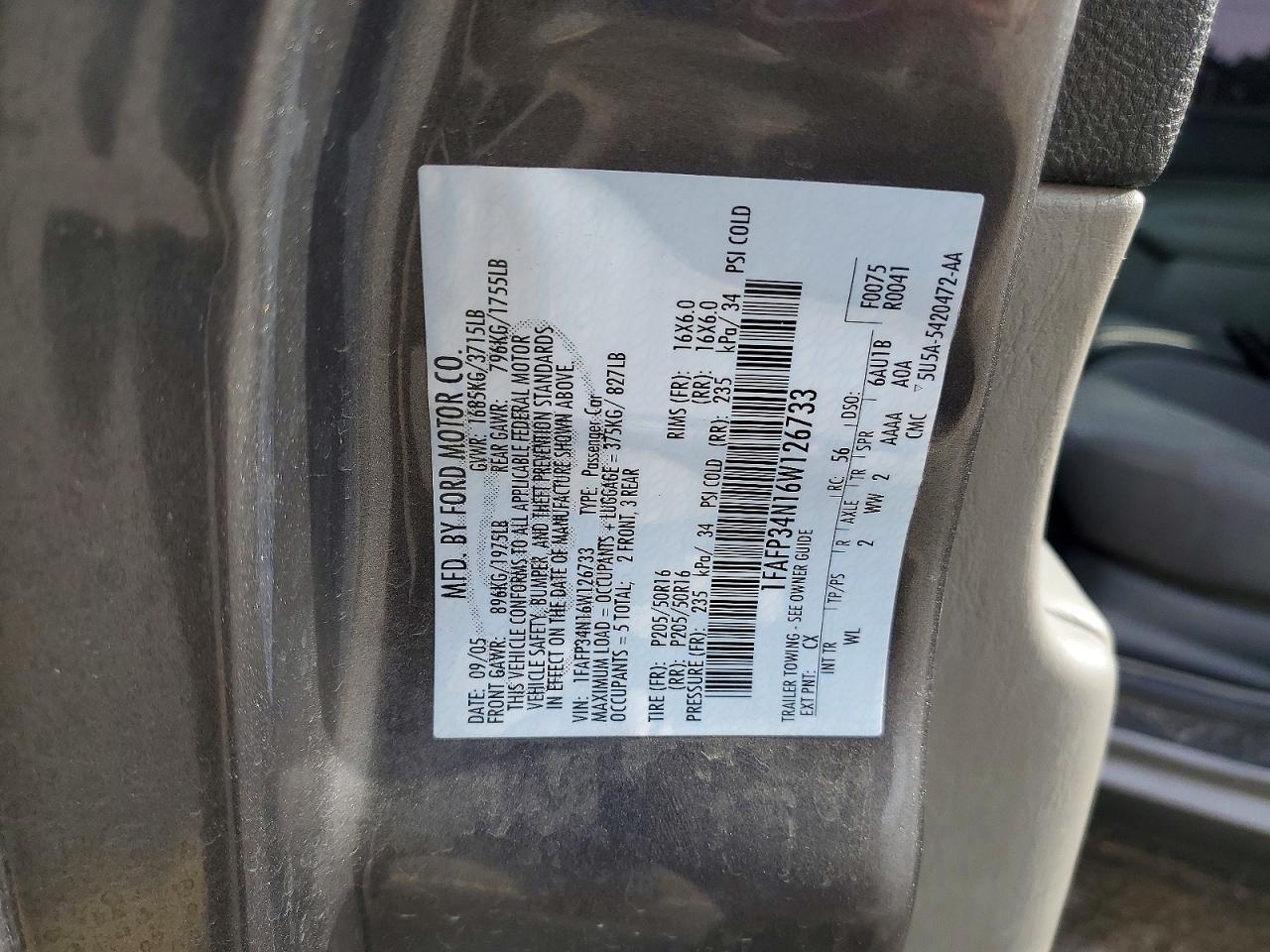 2006 FORD FOCUS ZX4 photo 12