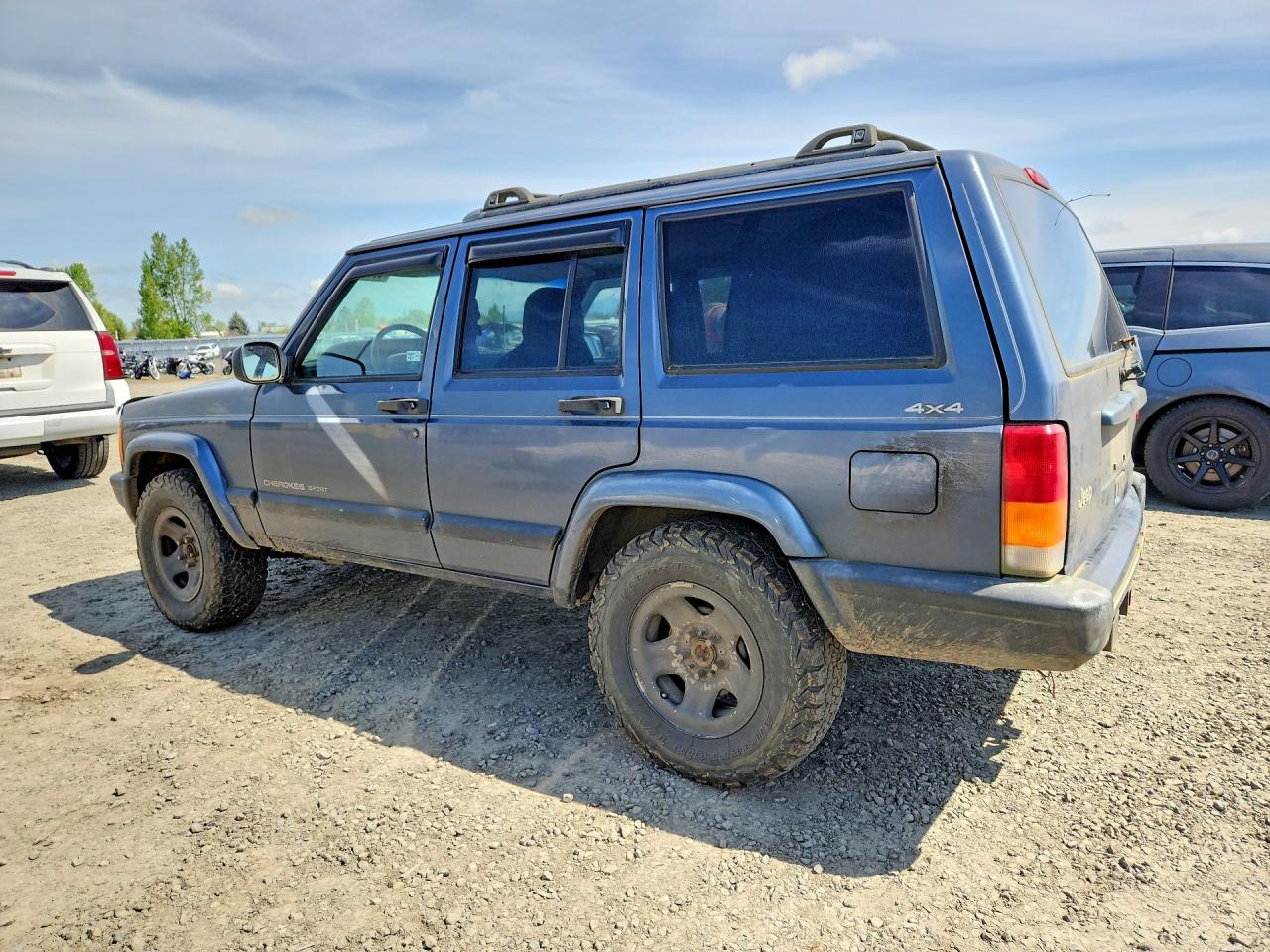 2001 JEEP CHEROKEE SPORT photo 4