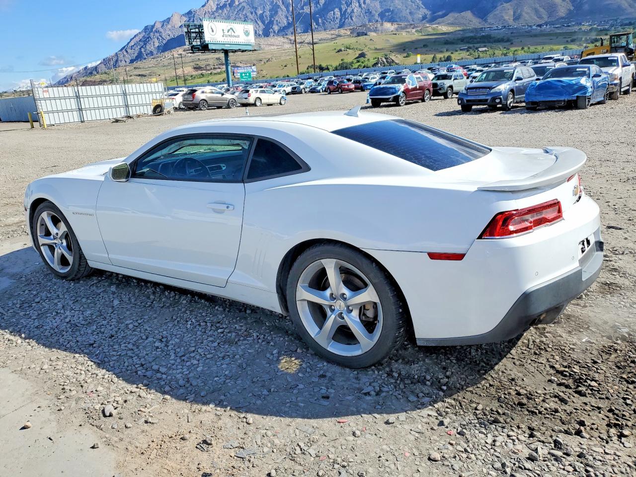 2015 CHEVROLET CAMARO LT photo 3