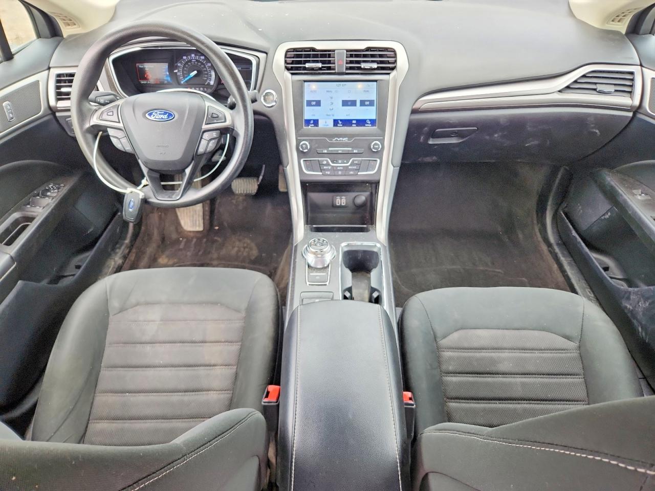 2020 FORD FUSION SE photo 22