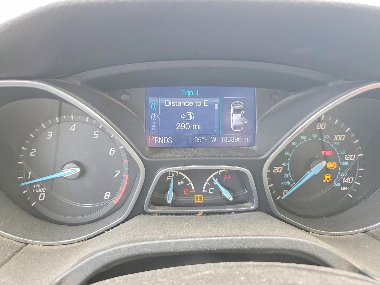 2014 FORD FOCUS SE photo 9