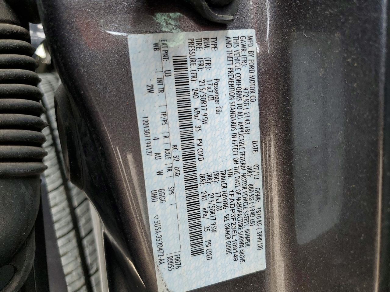 2014 FORD FOCUS SE photo 13