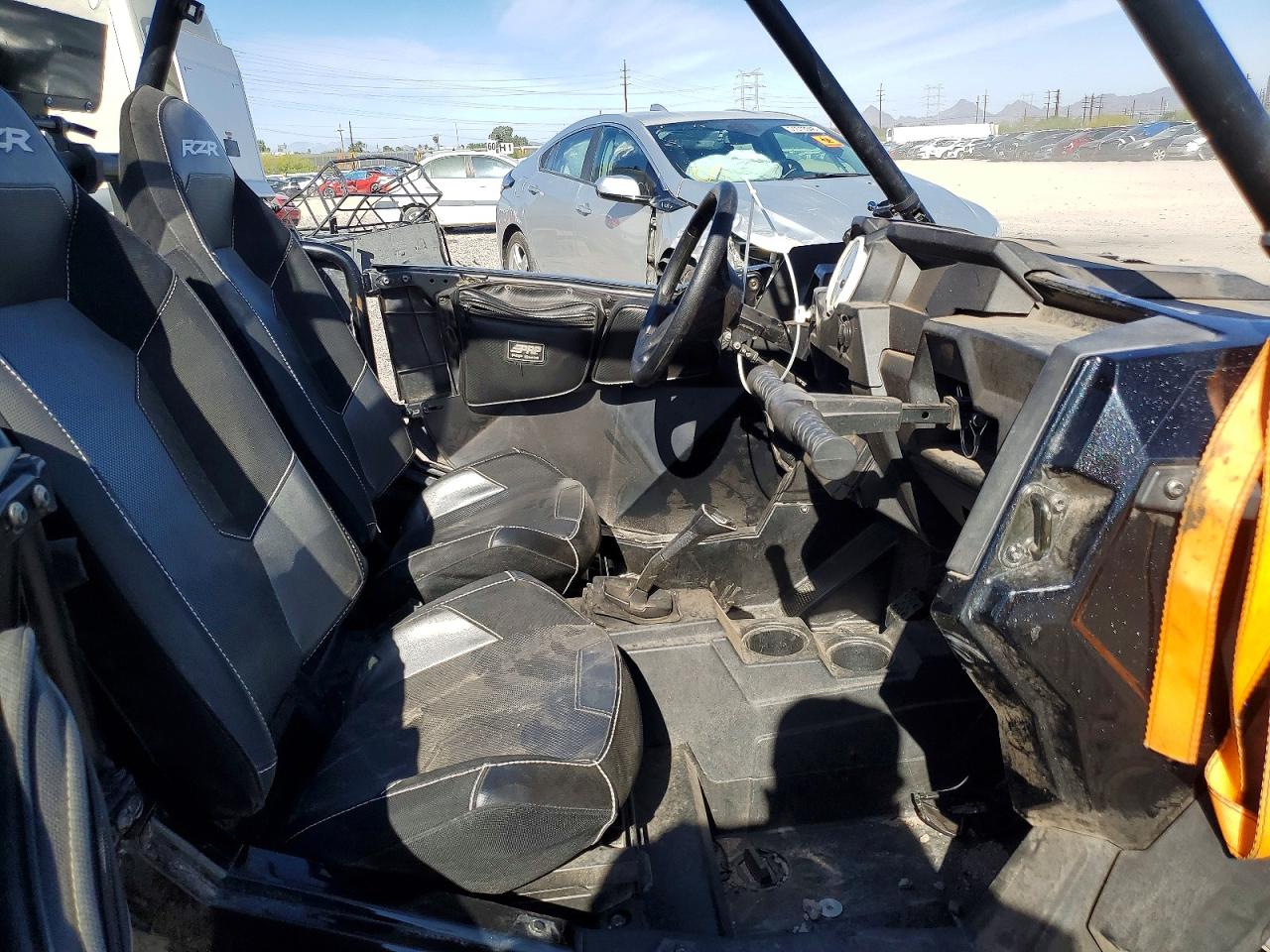 2018 POLARIS RZR UTILITY VEHICLE photo 9
