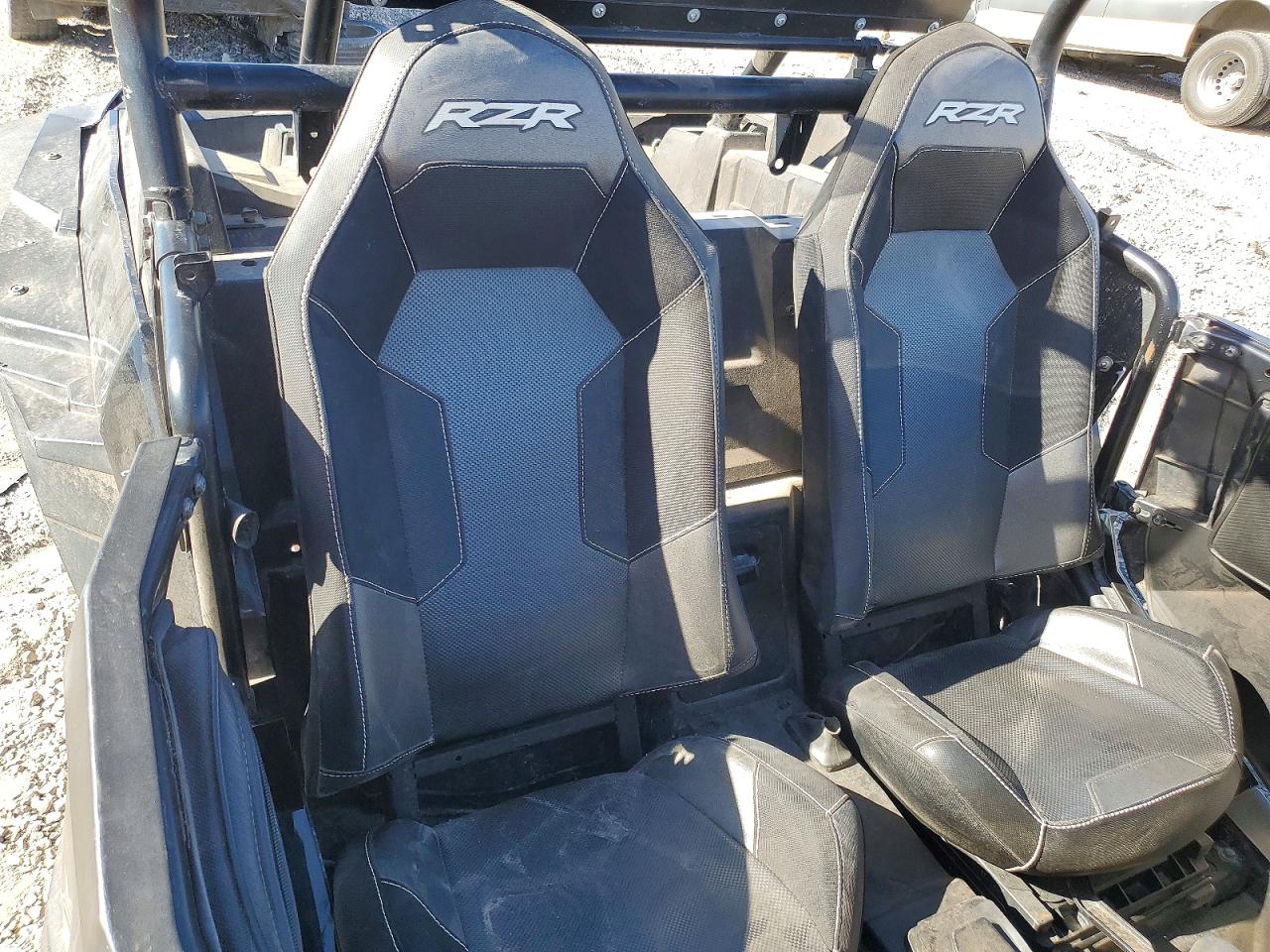 2018 POLARIS RZR UTILITY VEHICLE photo 11