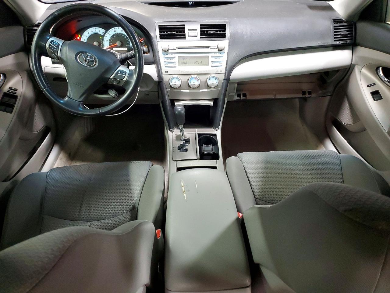 2009 TOYOTA CAMRY SE photo 15
