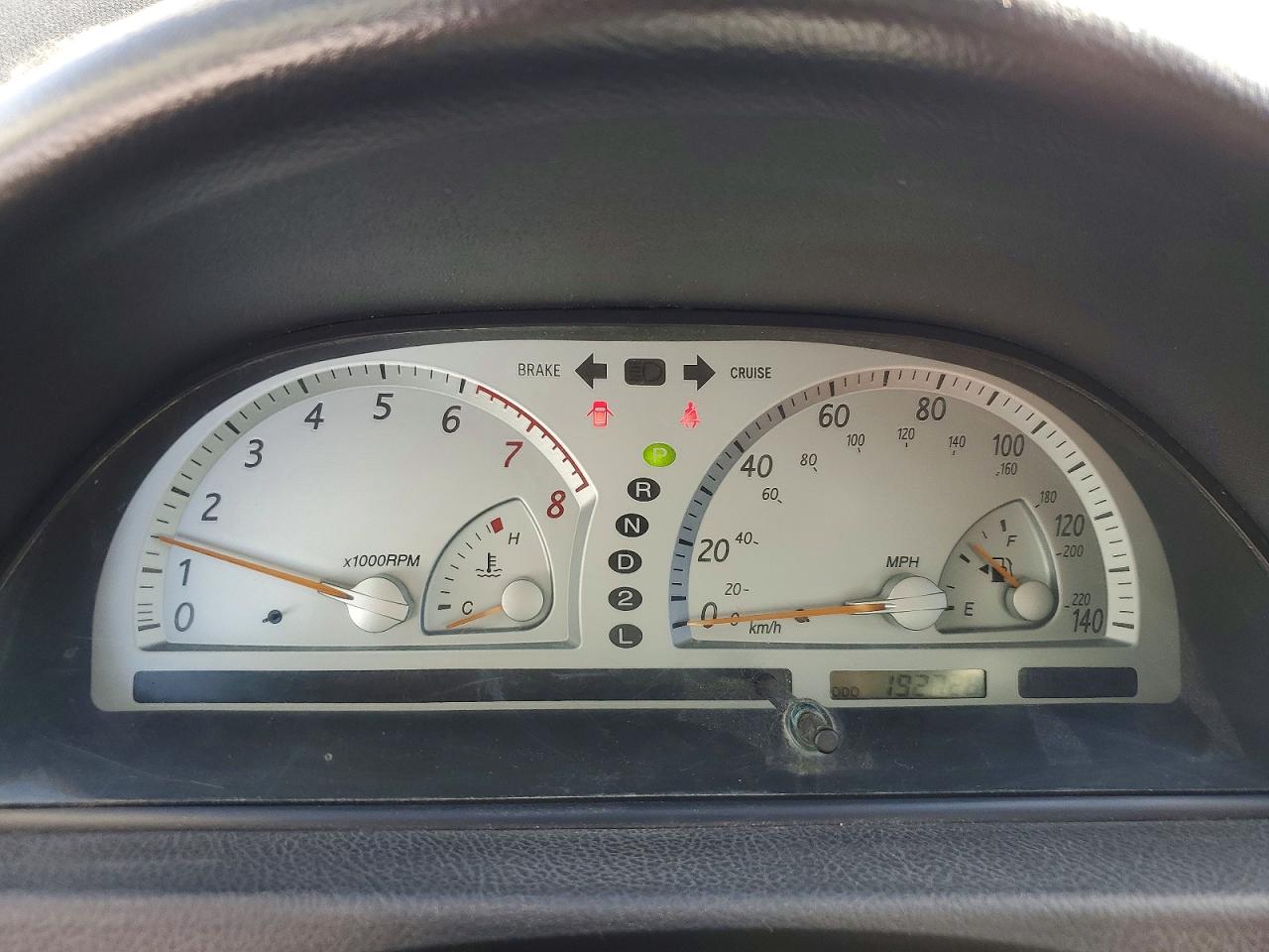 2003 TOYOTA CAMRY SE photo 17