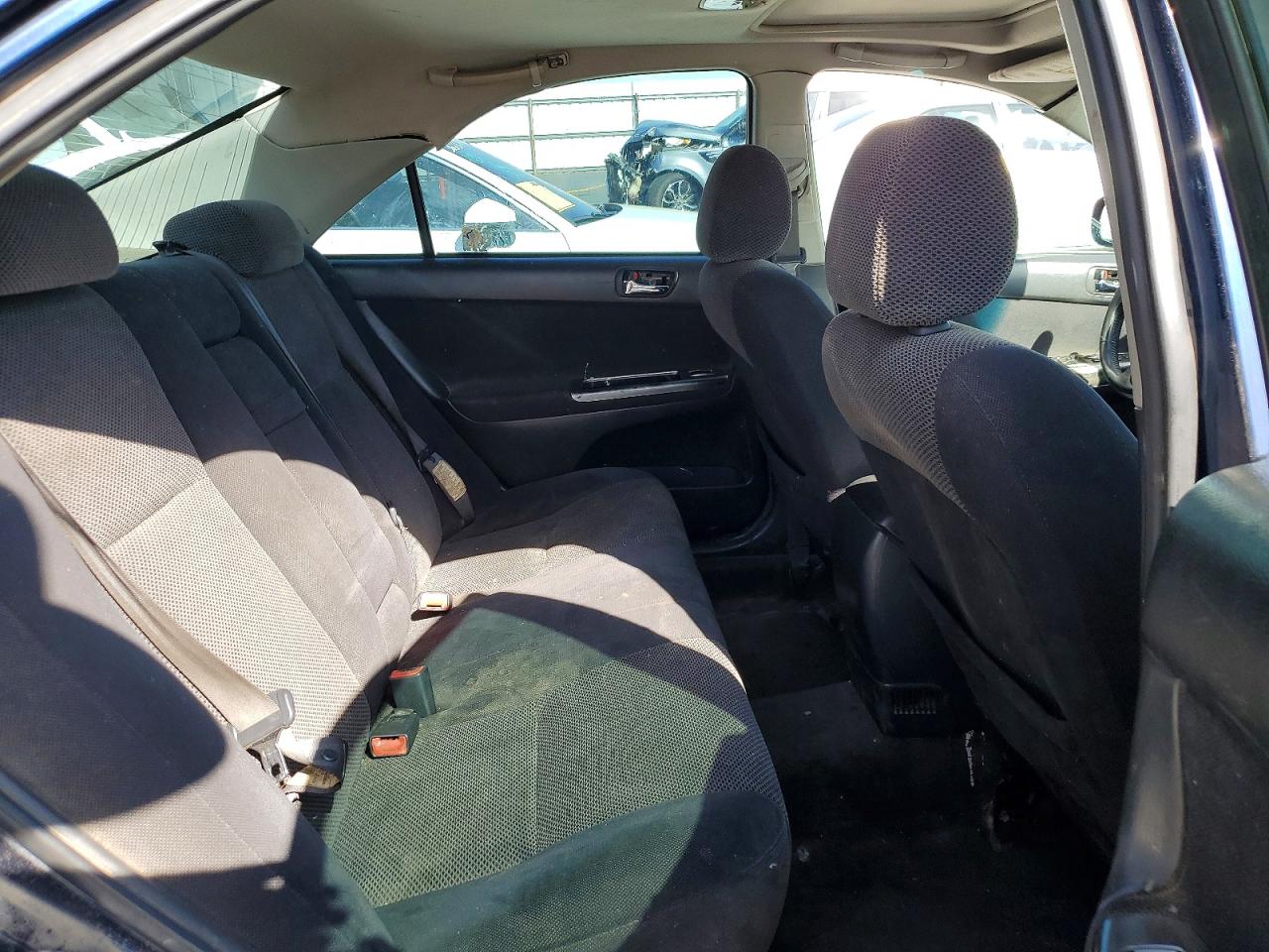 2003 TOYOTA CAMRY SE photo 19