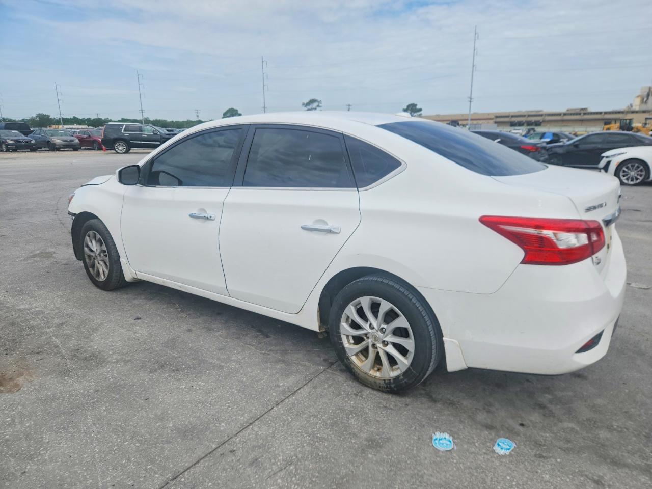 2019 NISSAN SENTRA SV photo 3