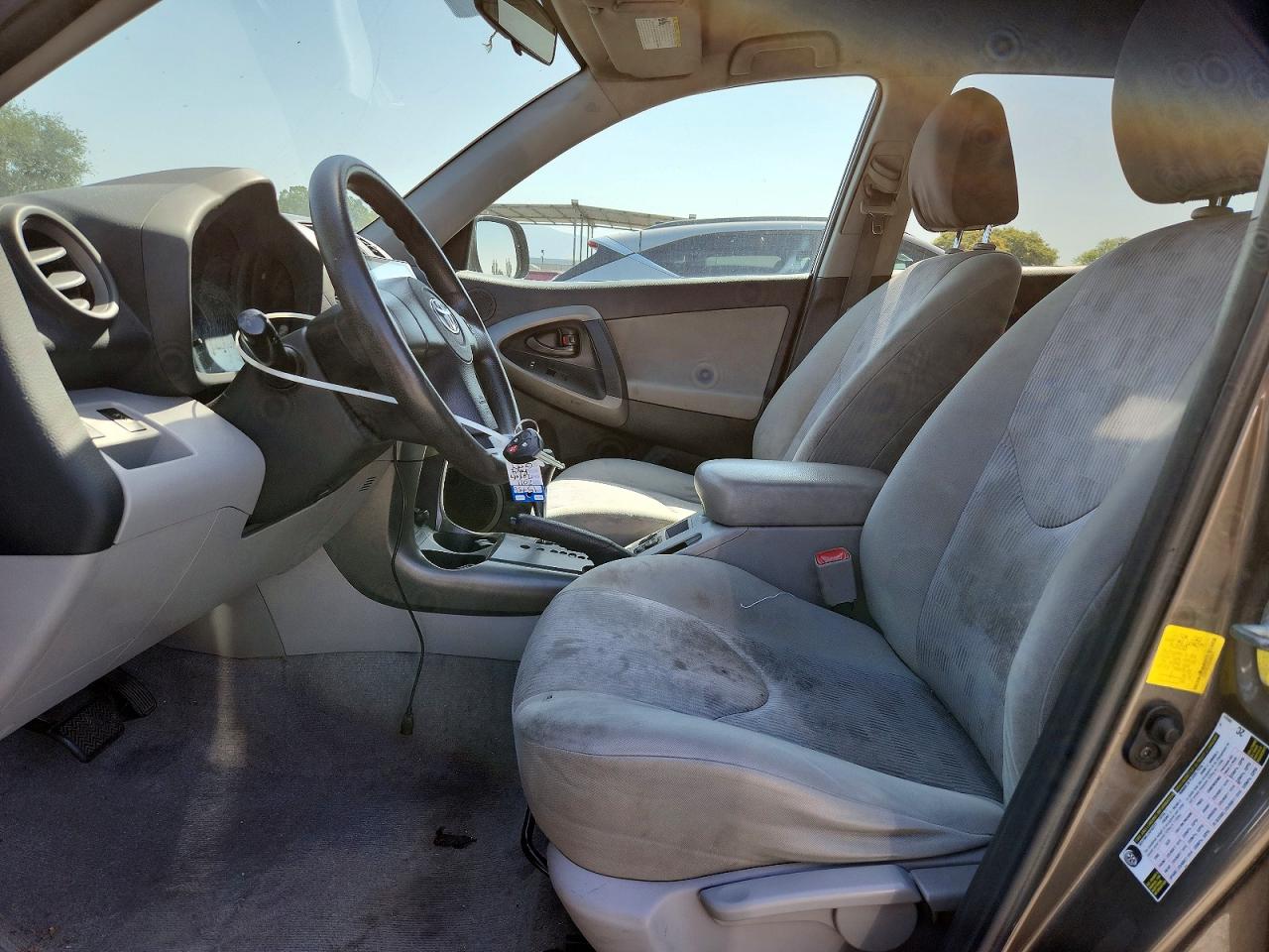 2011 TOYOTA RAV4 BASE photo 19