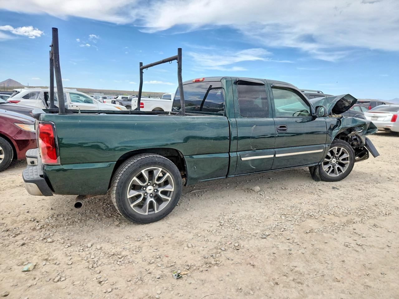 2005 CHEVROLET SILVERADO C1500 photo 5