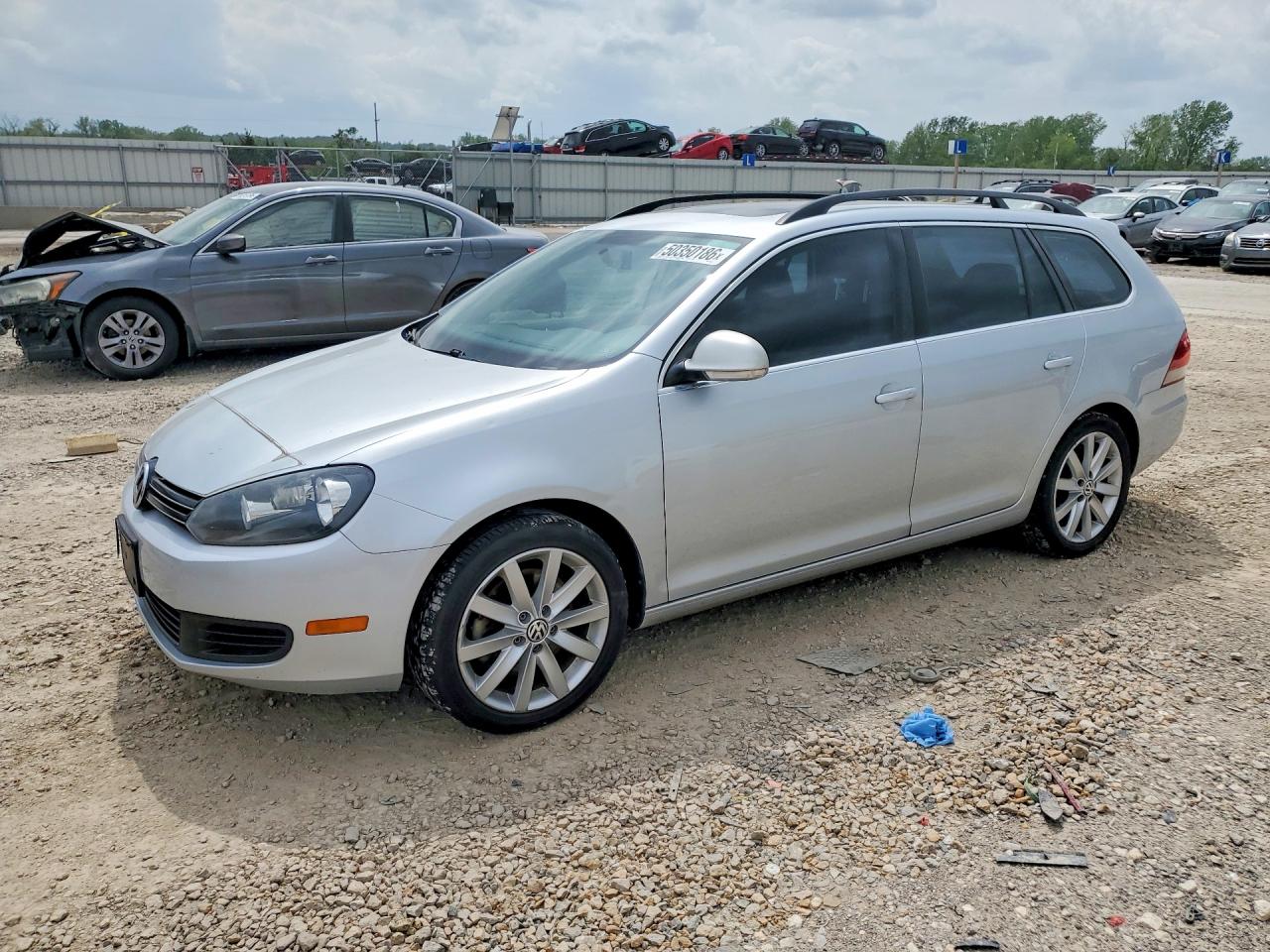 2013 VOLKSWAGEN JETTA